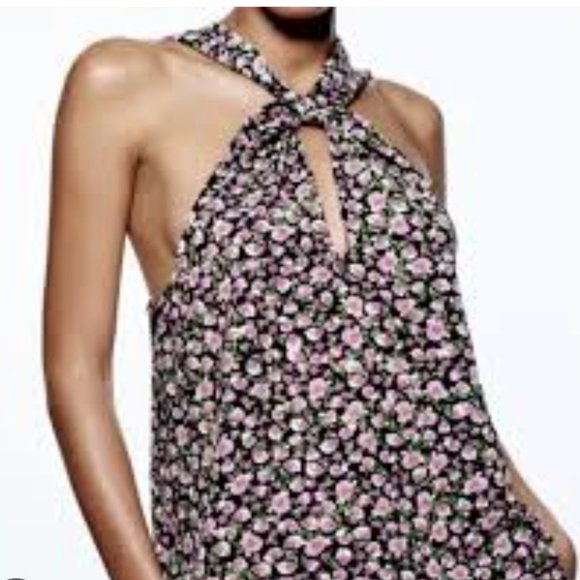 NWOT Purple Floral Front Cross Top Size M - Picture 1 of 4